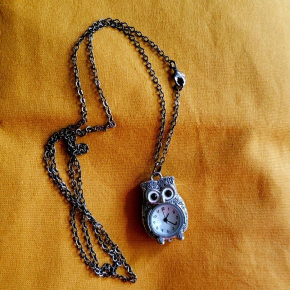 Two owl necklaces - Picture 4 of 5